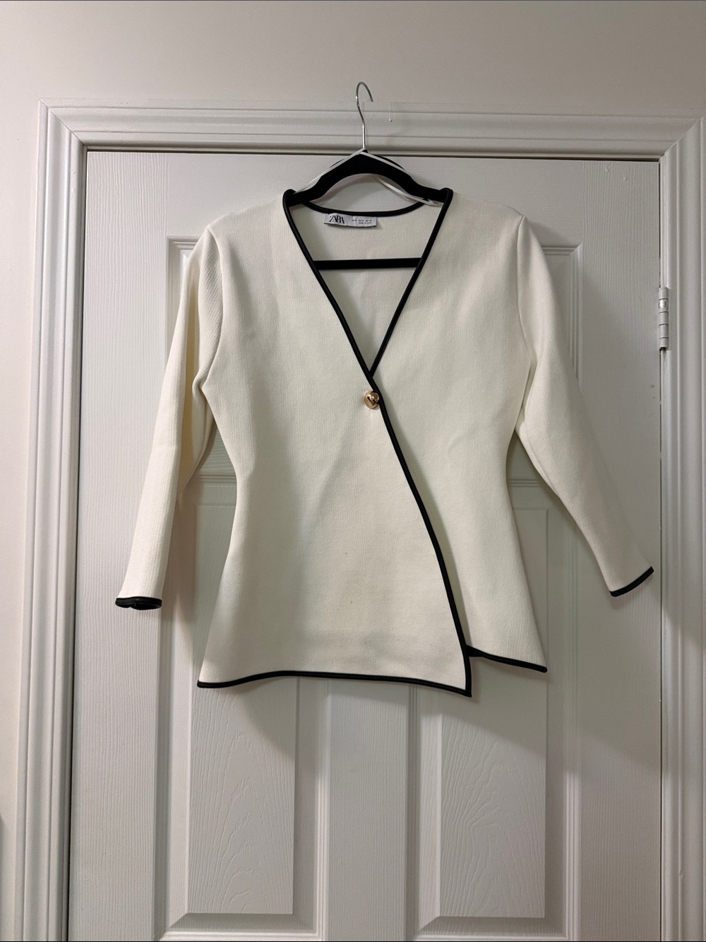 Zara Cream Top with Black Trim